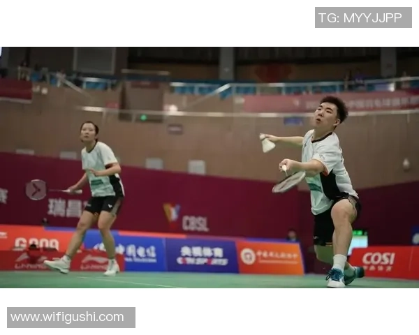 成都羽毛球队凭借56分强势领跑大师赛积分榜展现出色实力